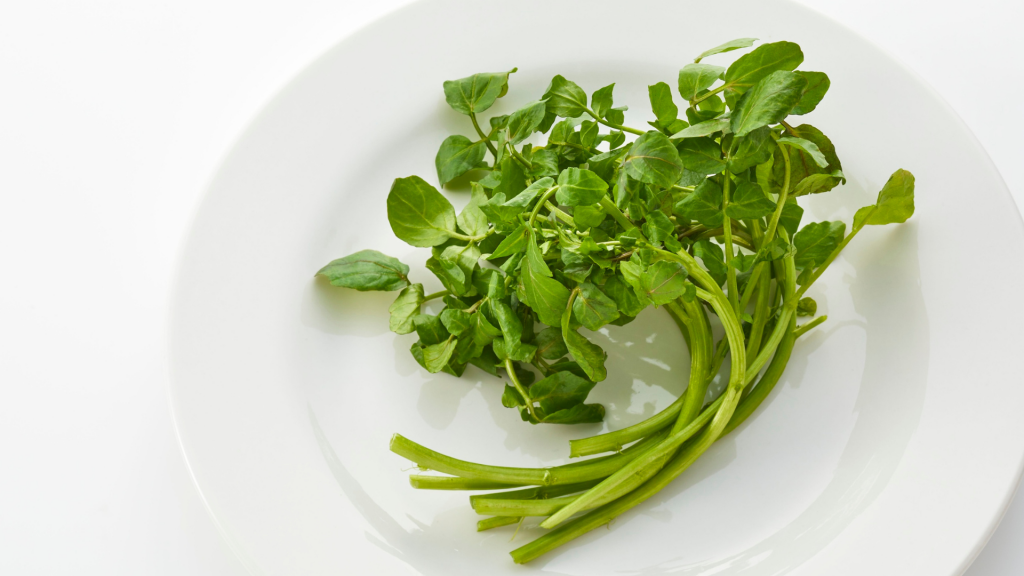 This vibrant, peppery green is not only a powerhouse of antioxidants like vitamin A and beta-carotene, but it’s also bursting with vitamin C. Vitamin C plays a vital role in collagen production, helping to keep your skin firm, smooth, and resilient. It also fights oxidative stress, brightens your complexion, and supports your natural defenses against environmental changes. A pilot study published in The British Journal of Nutrition found that daily watercress consumption significantly improved 