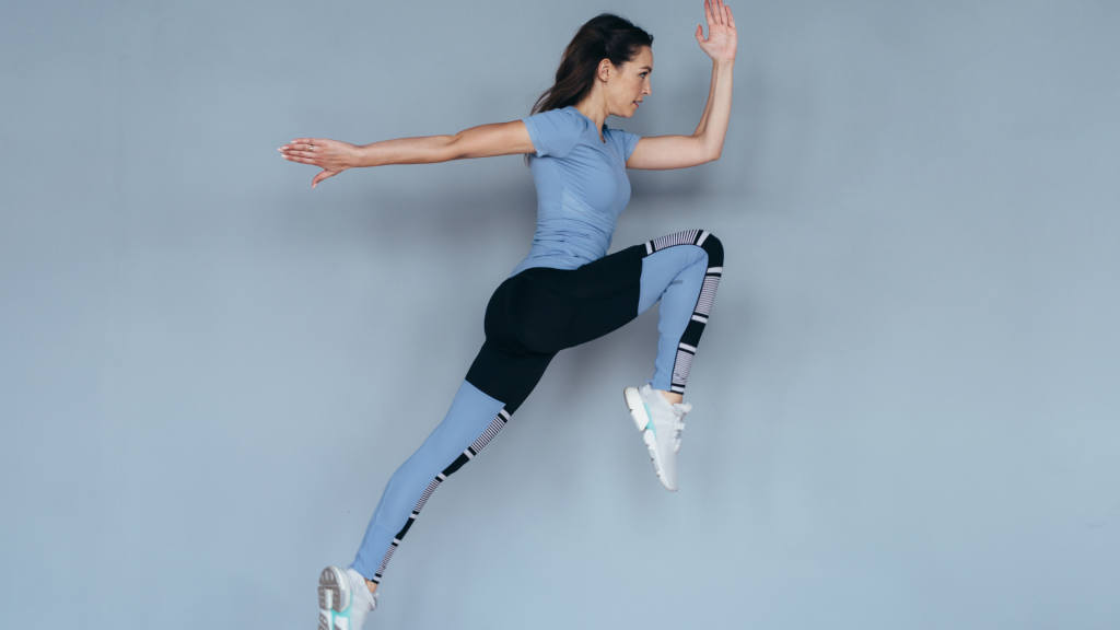 Aging is a natural process marked by gradual changes at the cellular level. Scientific studies show that collagen production, the protein responsible for skin firmness, begins to decline in our late 20s, sometimes even earlier for men and women. At the same time, free radical damage accumulates, impacting how we look and feel over time.